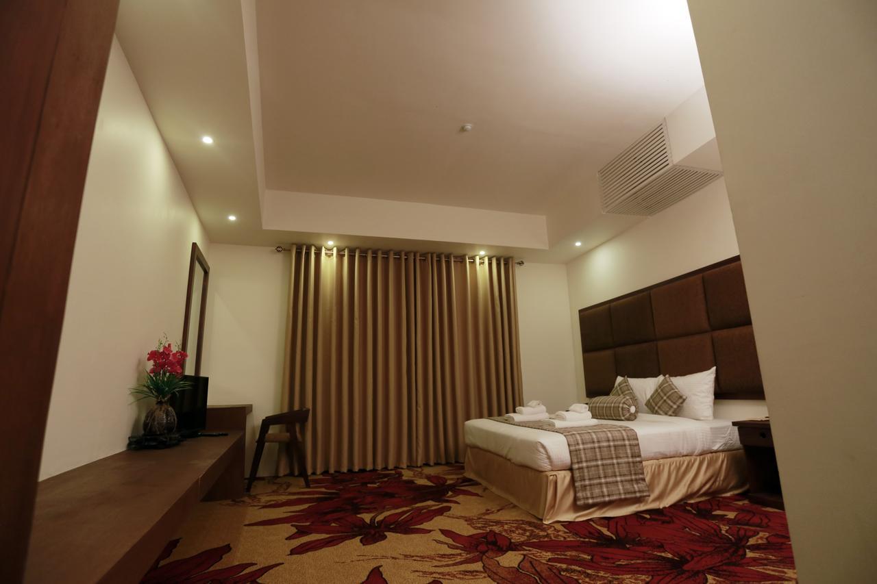 Avenra Gangaara Hotel Wennappuwa Buitenkant foto